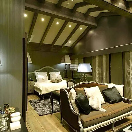 Hotel Saint Roch Отель Куршевель
