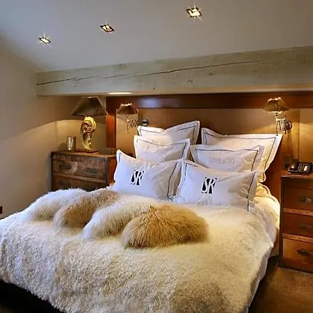 Отель Hotel Saint Roch