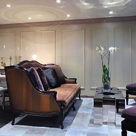 Saint Roch Hotel