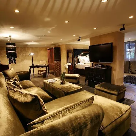 Le Saint Roch Hotel 5*