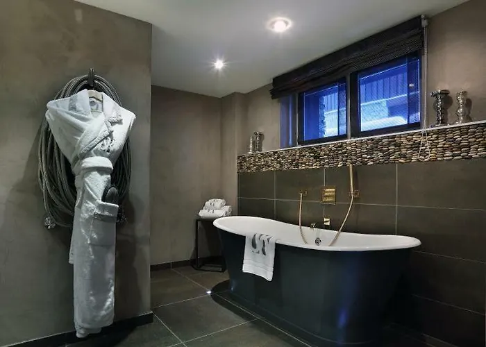 Le Saint Roch 5*