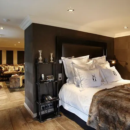 Отель Le Saint Roch 5*