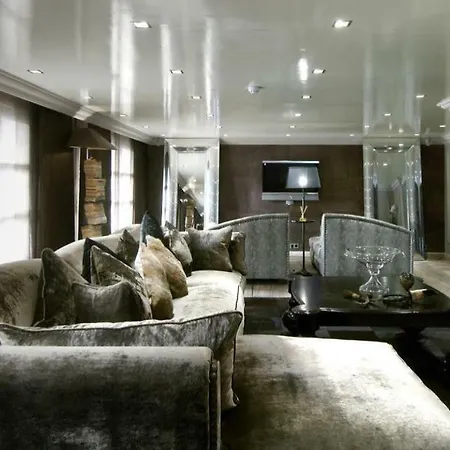 Le Saint Roch Hotell Courchevel